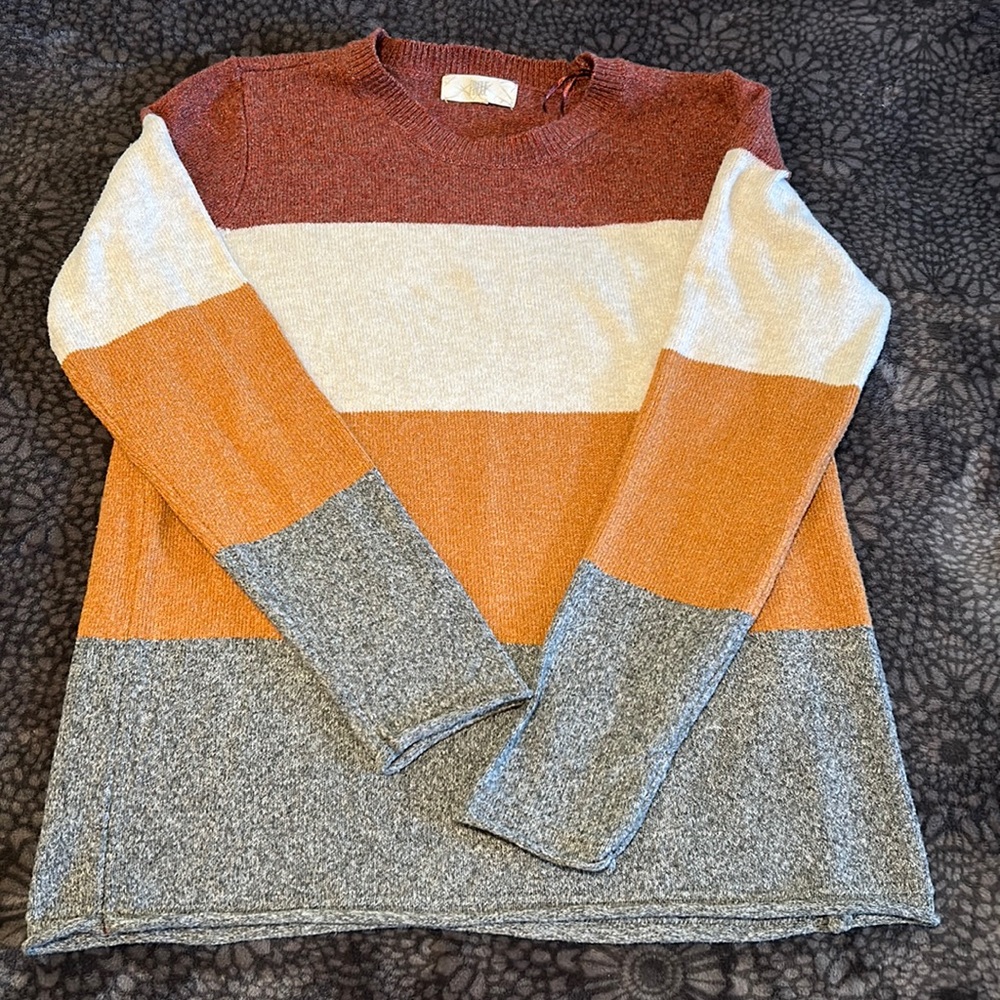Pinque Burnt Orange, Cream, Gray Gina Crew Neck Sweater Women’s Large